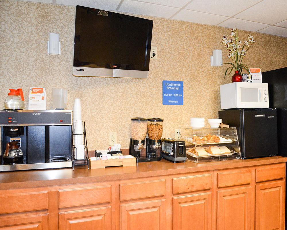 Red Roof Inn York Downtown Ngoại thất bức ảnh